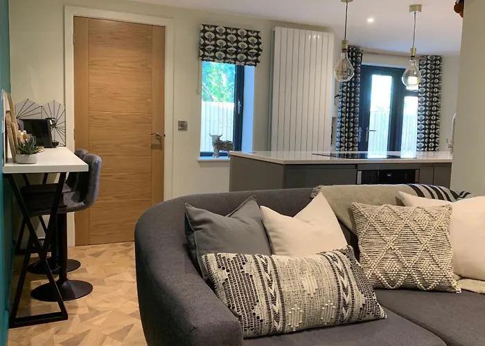 Parkside Lodge - Luxury Coastal Hideaway For Two