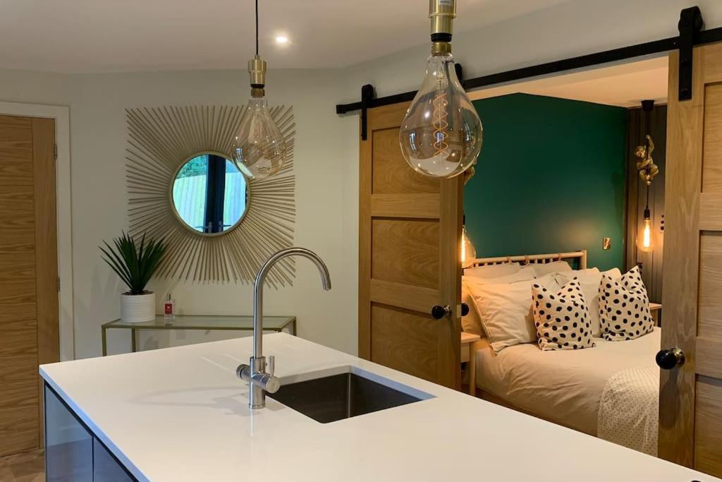 Parkside - Luxury Coastal Hideaway For Two Apartment